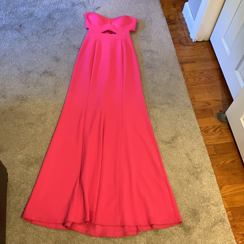 Absolute Gorgeous hot pink Decode strapless gown!